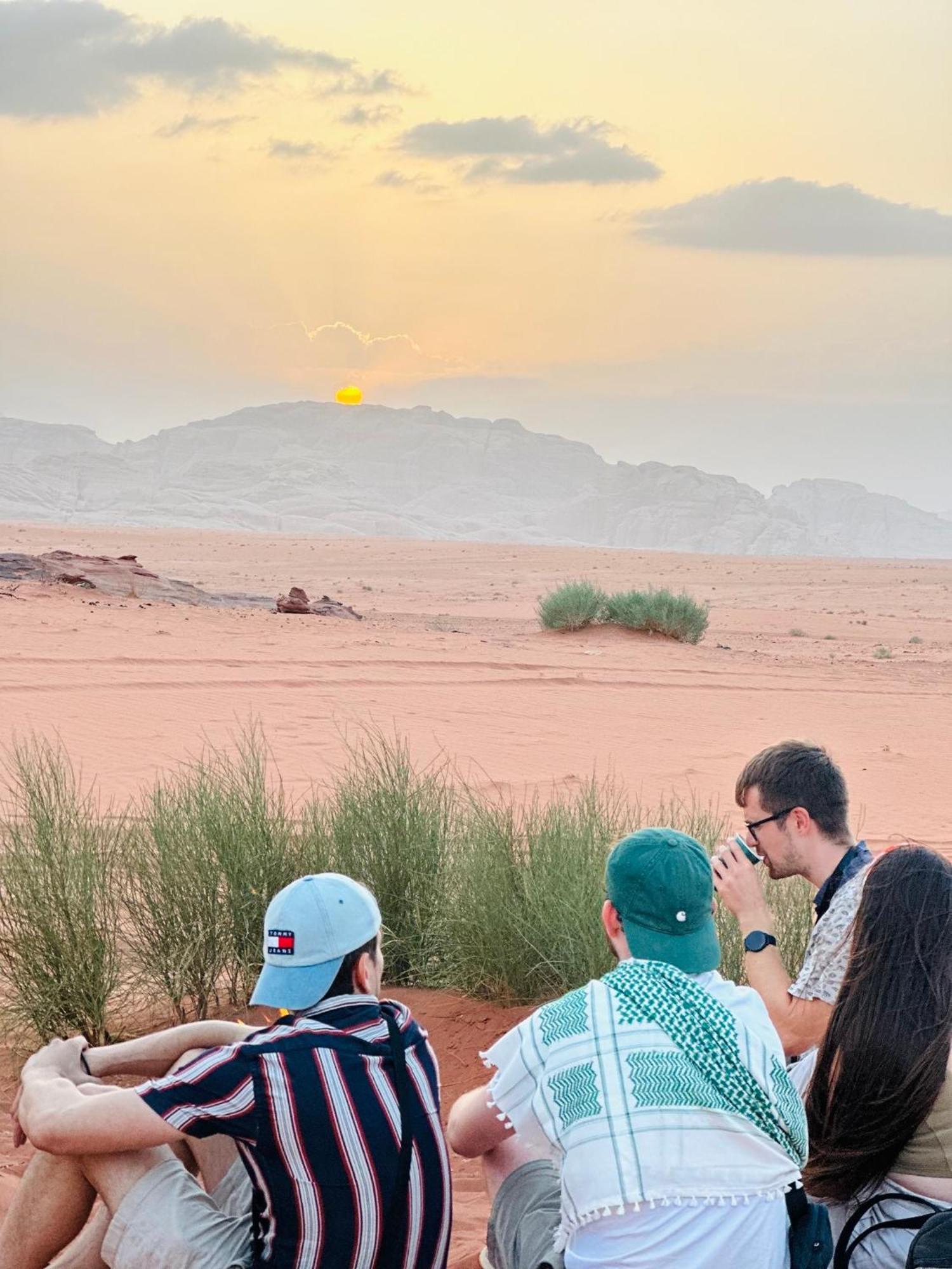 Sunset Dreams Camp Apartment Wadi Rum Luaran gambar